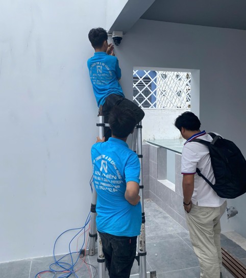 THI CÔNG HỆ THỐNG CAMERA AN NINH
